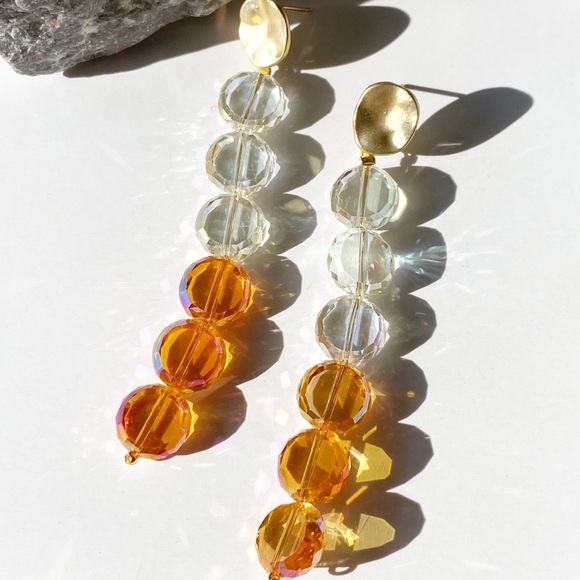 NEW Shades Of Sunset Dangle Earrings - Picture 3 of 11